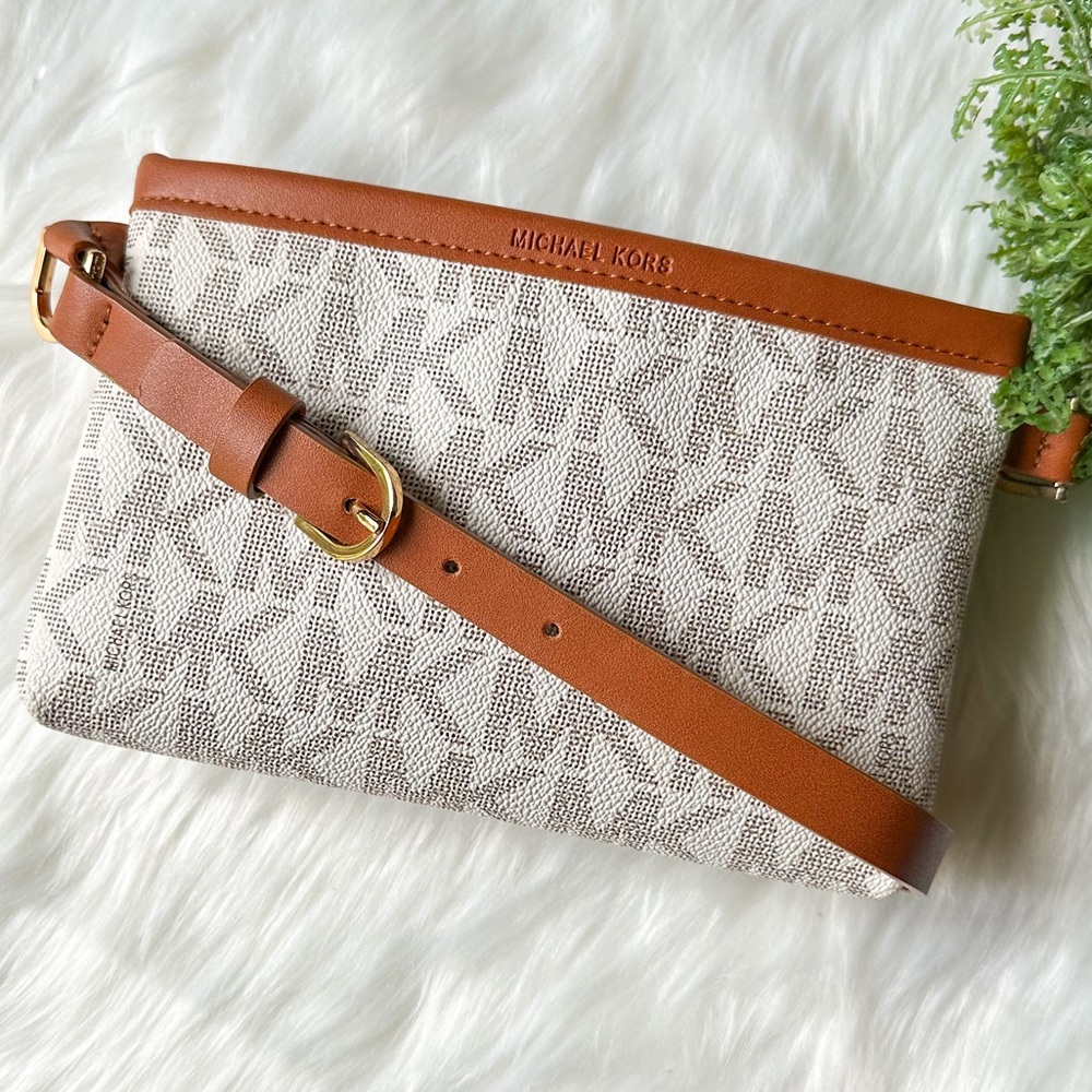 MICHAEL KORS White Fanny Pack Signature Logo Belt Wallet Waist Pouch Clutch Bag